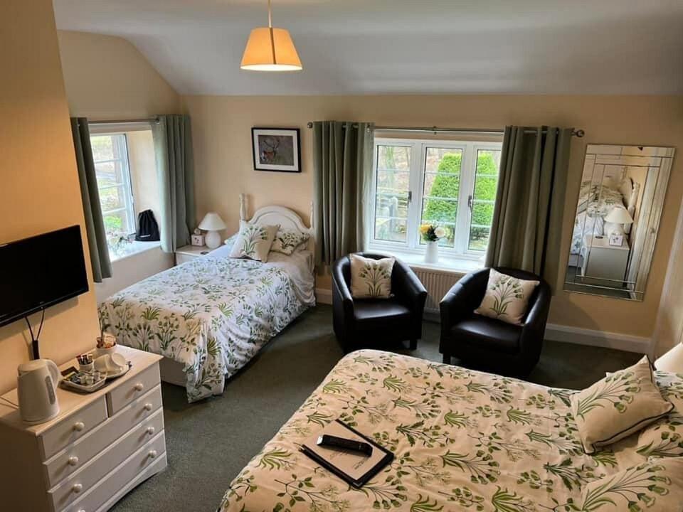 Dunscar Farm Bed & Breakfast Каслтон Экстерьер фото